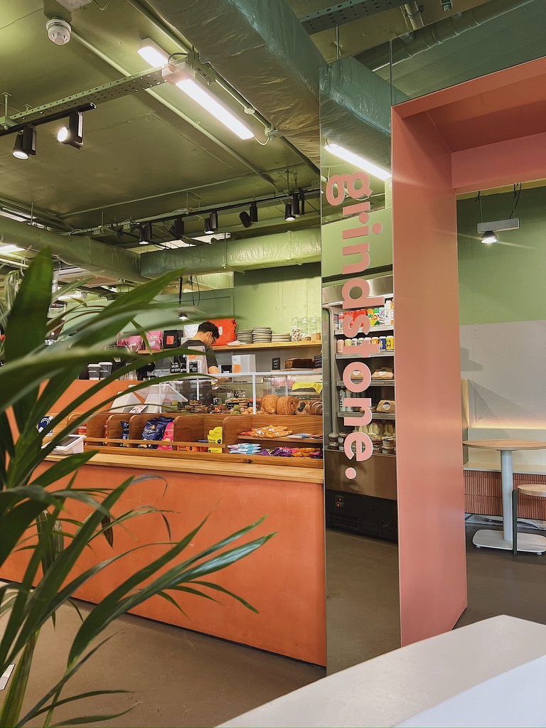 coffee served at grindstone café